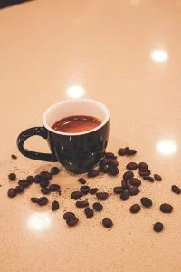 صناعة قهوة خالية من الكافئين صناعة قهوة خالية من الكافئين