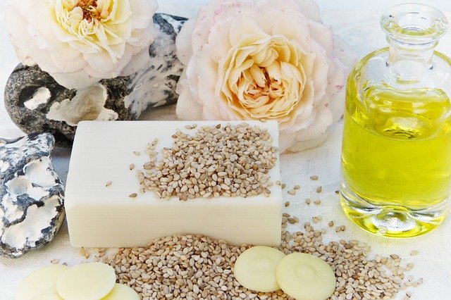 خطوات صناعة الصابون الصلب بالطريقة الباردة